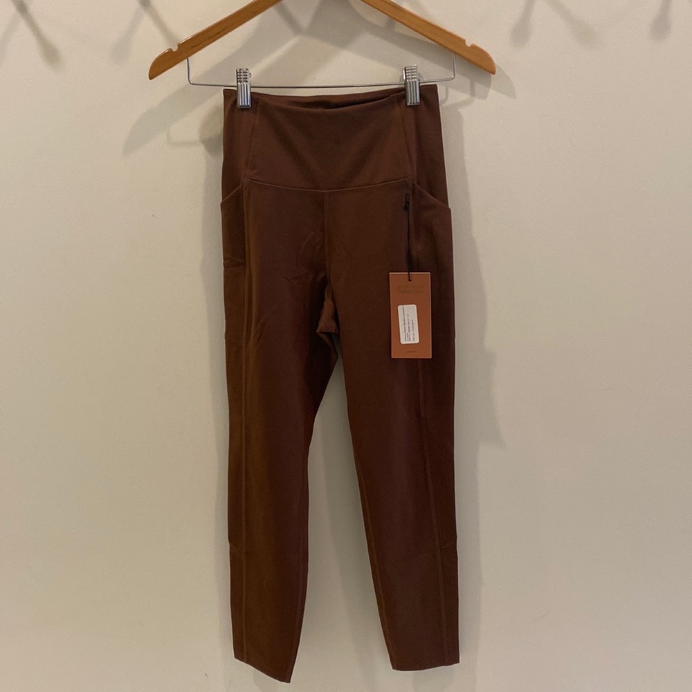 Compressive High-Rise Legging In Color “Earth”